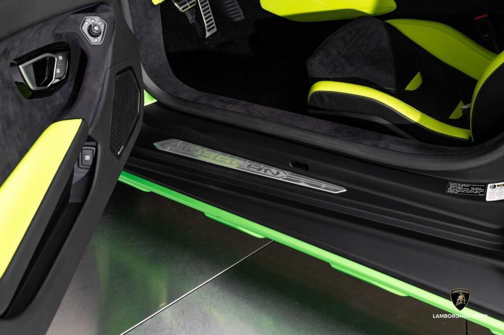 2024 Lamborghini Huracan Sterrato Coupe North Miami Beach FL