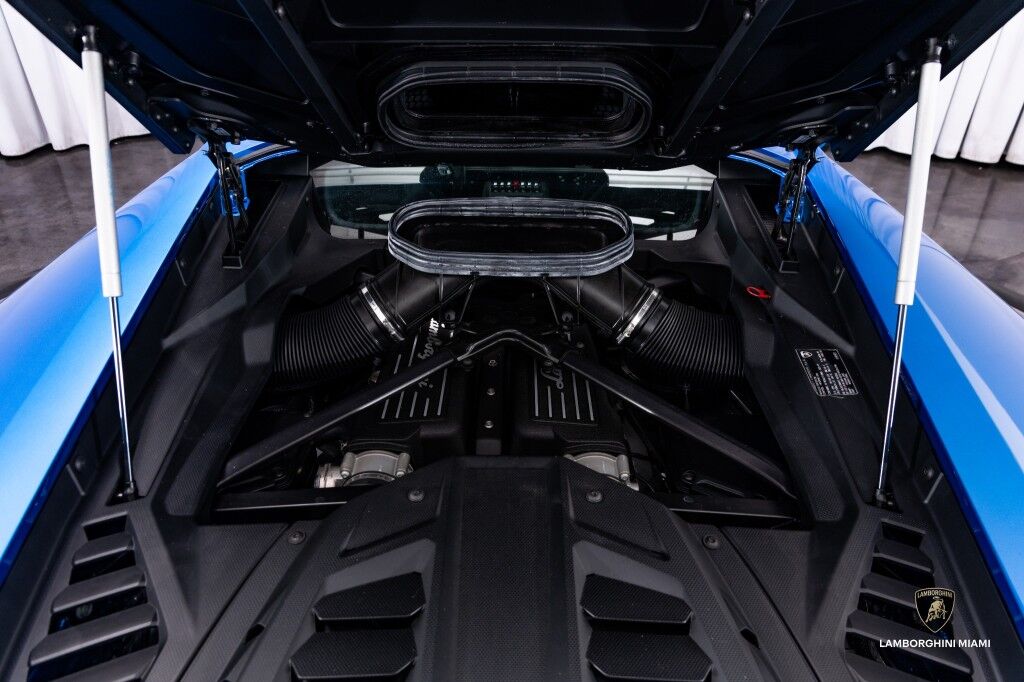 2024 Lamborghini Huracan Sterrato North Miami Beach FL