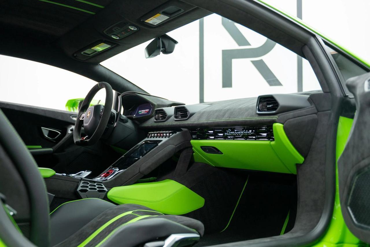 2024 Lamborghini Huracan Tecnica Coupe 2D St. Louis MO