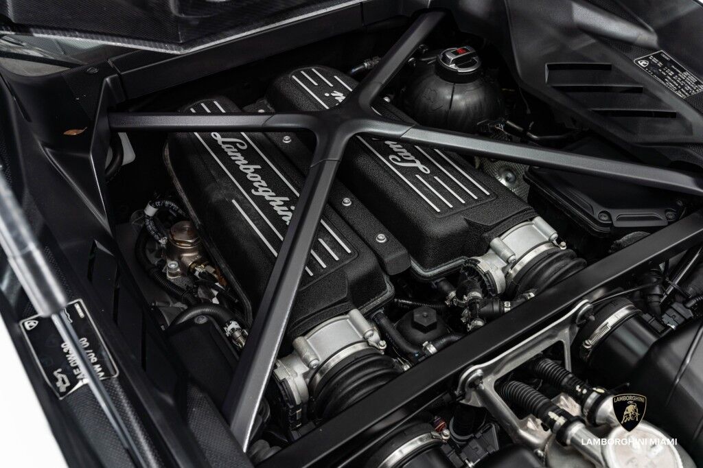 2024 Lamborghini Huracan Tecnica North Miami Beach FL