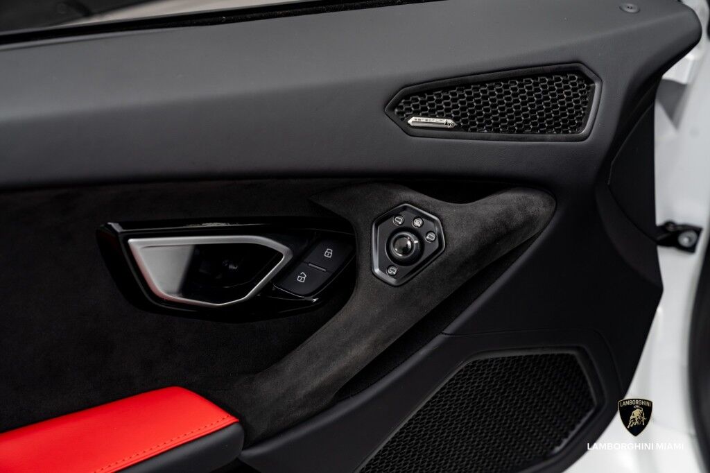 2024 Lamborghini Huracan Tecnica North Miami Beach FL