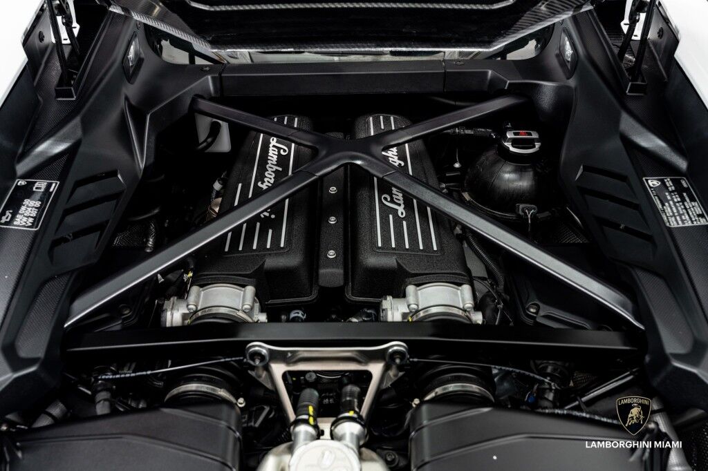 2024 Lamborghini Huracan Tecnica North Miami Beach FL