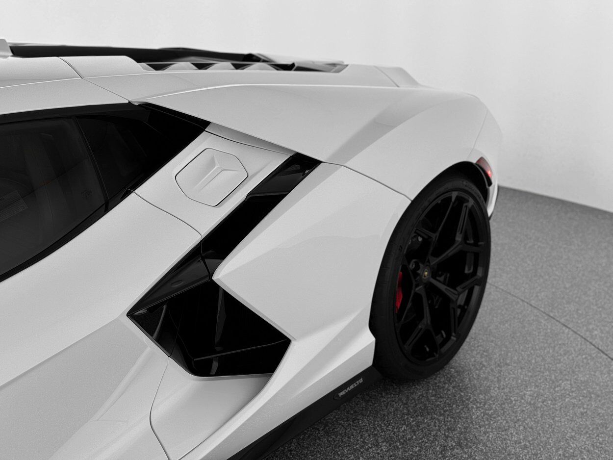 2024 Lamborghini Revuelto Bellevue WA