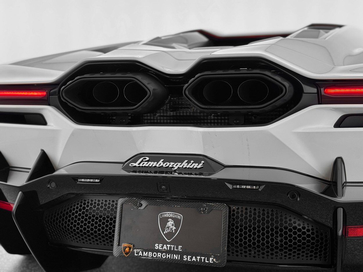 2024 Lamborghini Revuelto Bellevue WA