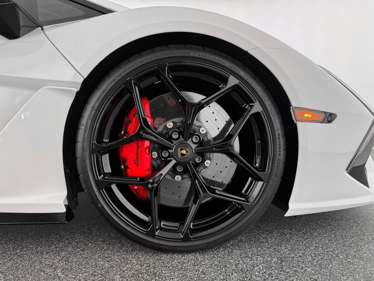 2024 Lamborghini Revuelto Bellevue WA