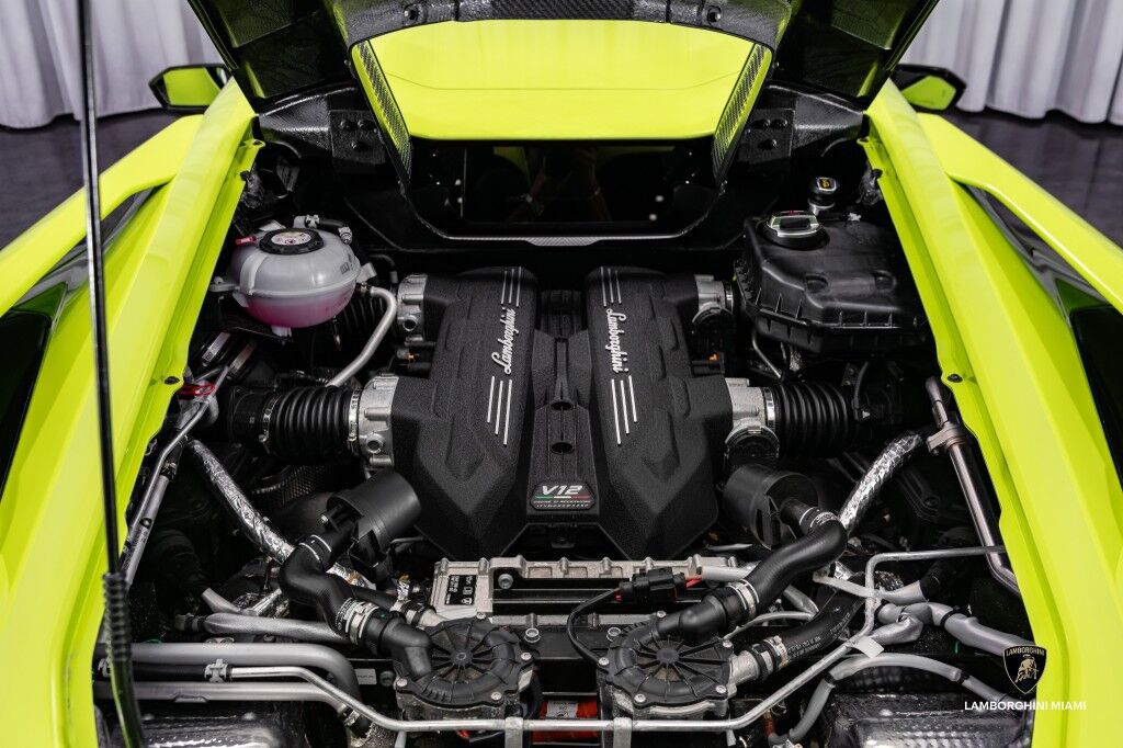 2024 Lamborghini Revuelto North Miami Beach FL