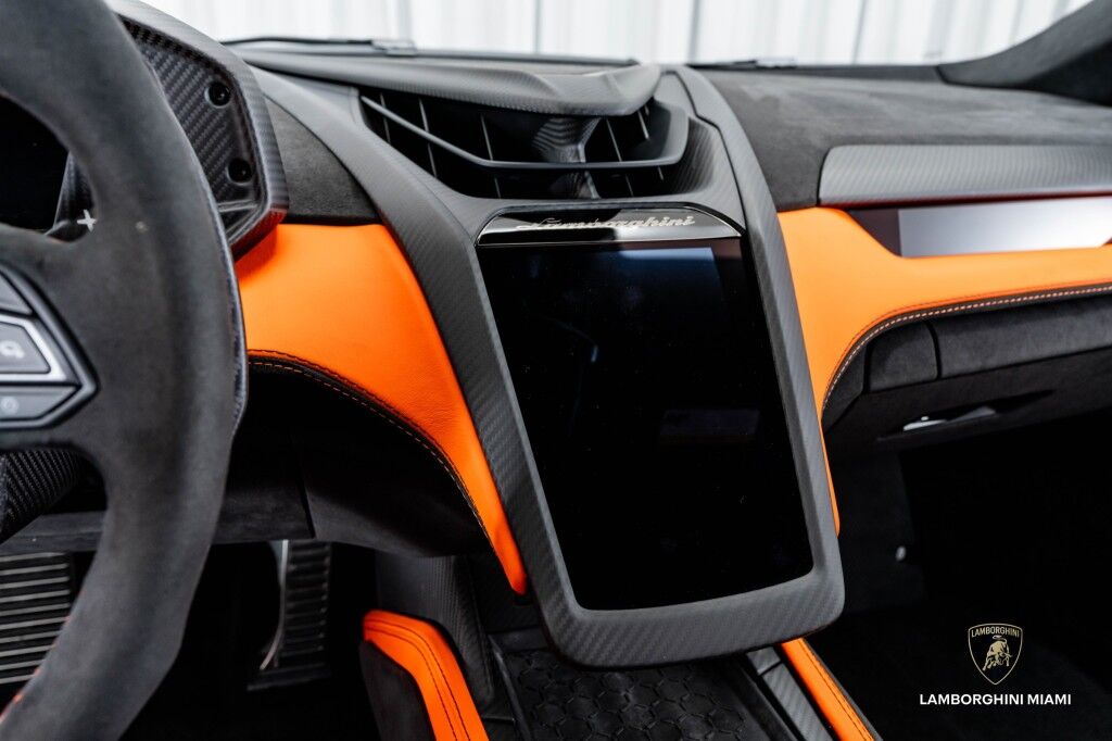 2024 Lamborghini Revuelto North Miami Beach FL