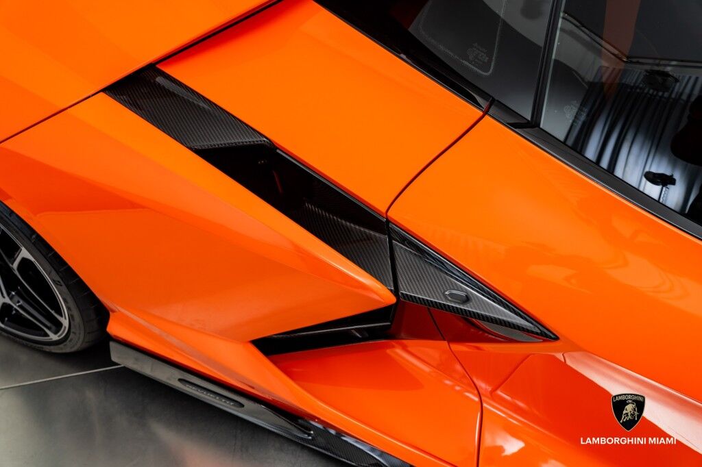 2024 Lamborghini Revuelto North Miami Beach FL