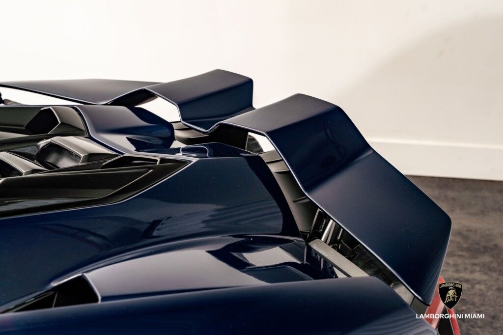 2024 Lamborghini Revuelto North Miami Beach FL