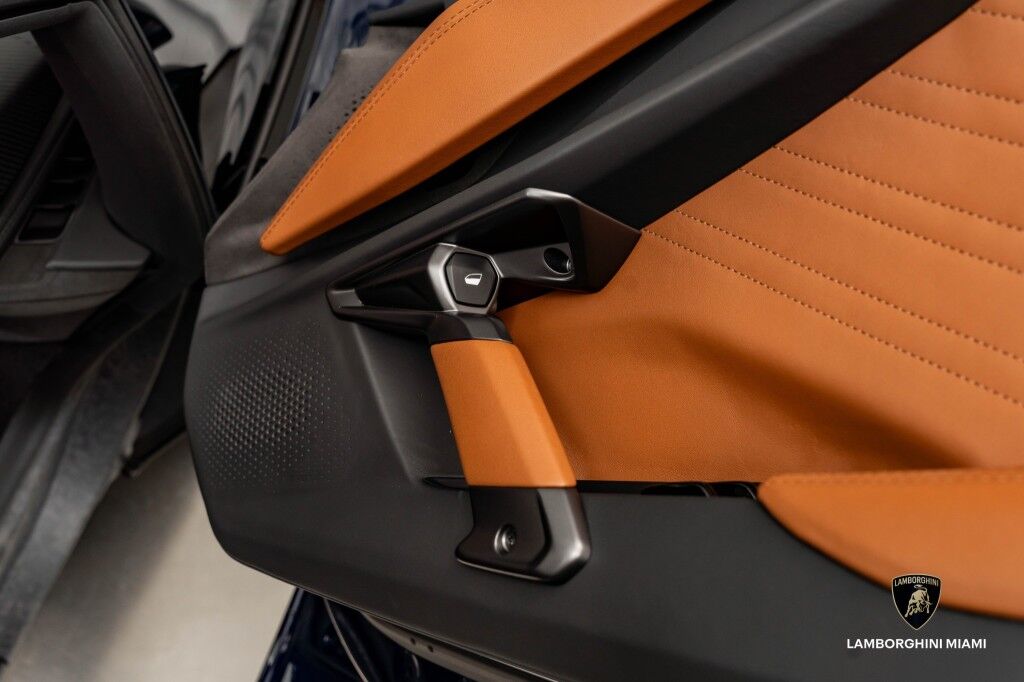 2024 Lamborghini Revuelto North Miami Beach FL