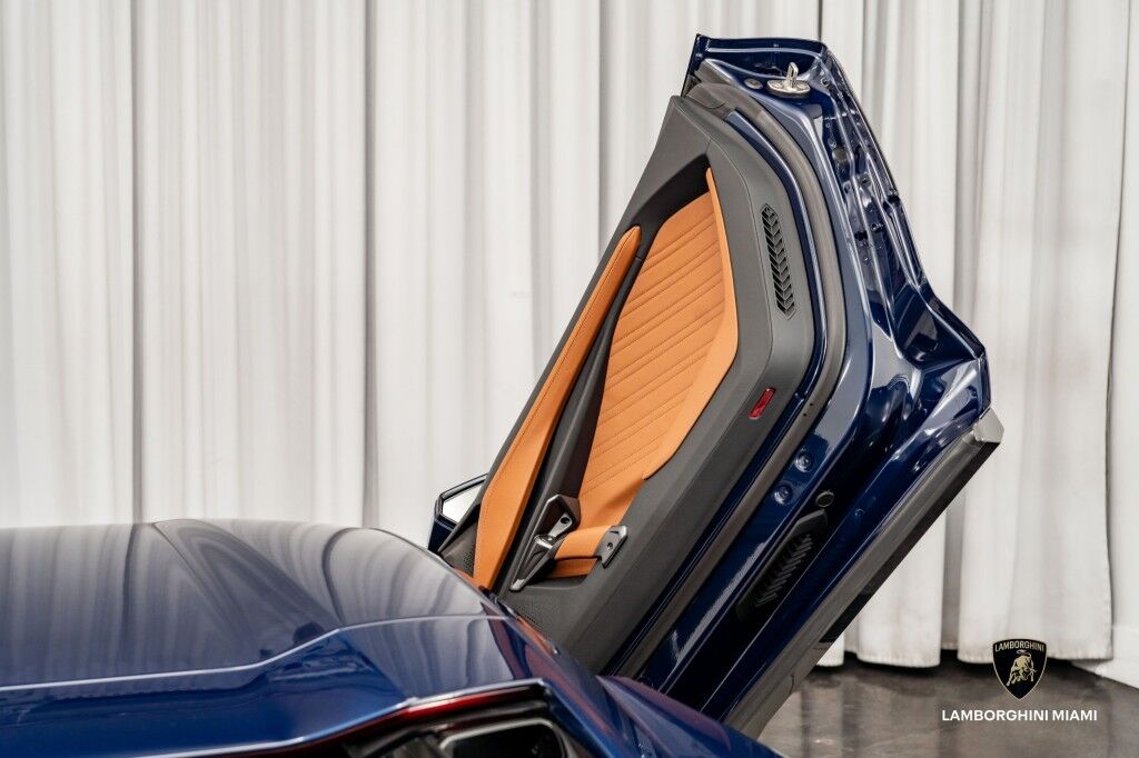 2024 Lamborghini Revuelto North Miami Beach FL