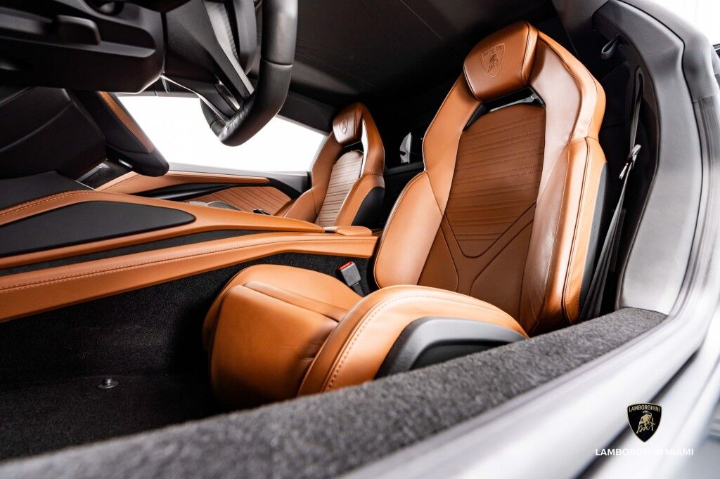 2024 Lamborghini Revuelto North Miami Beach FL