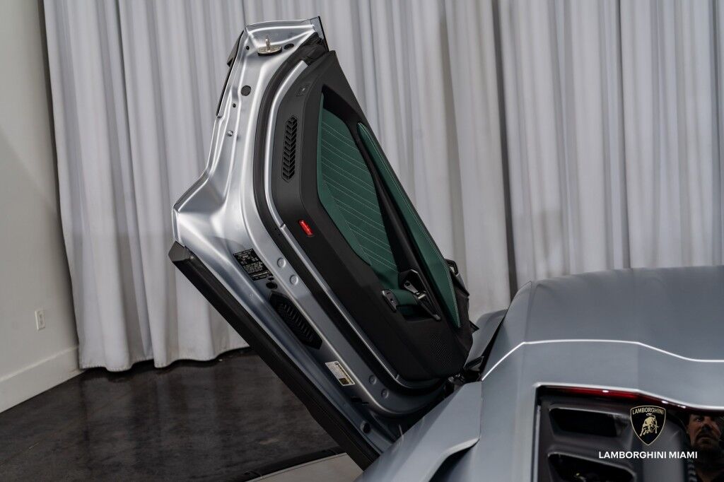 2024 Lamborghini Revuelto North Miami Beach FL