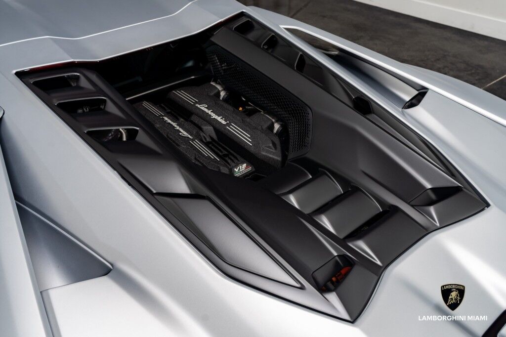 2024 Lamborghini Revuelto North Miami Beach FL