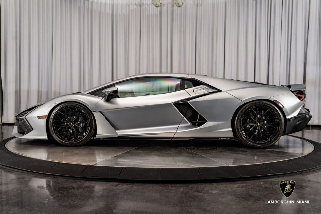 2024 Lamborghini Revuelto North Miami Beach FL