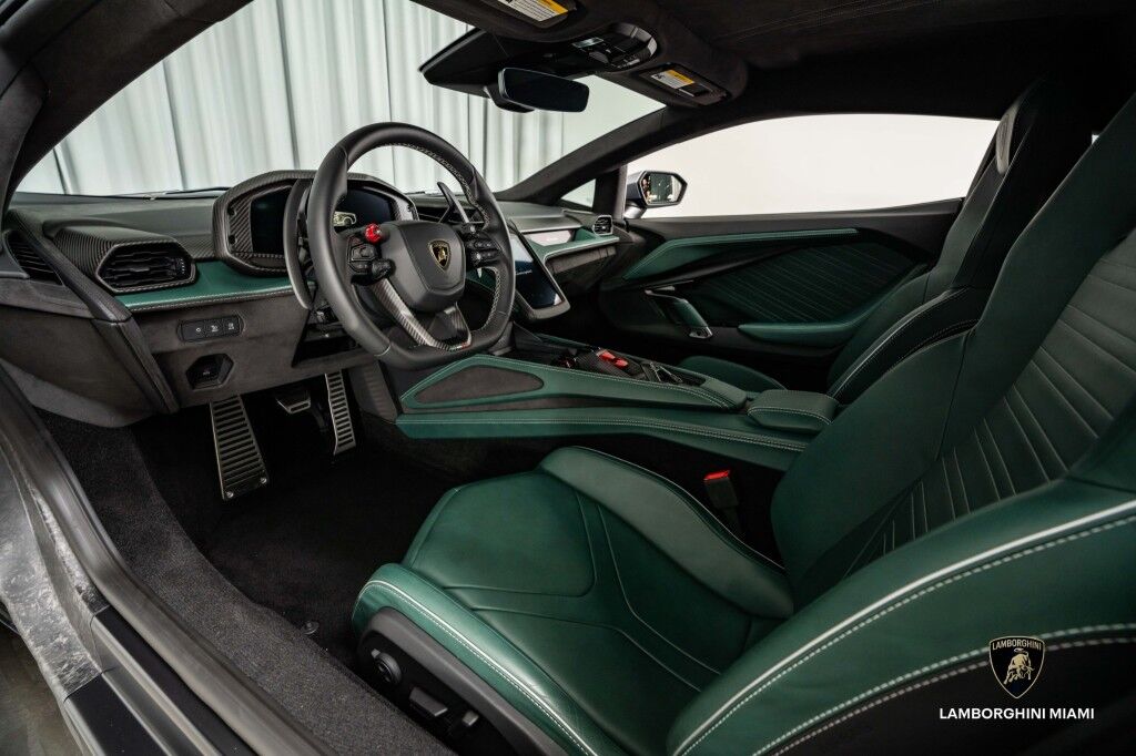 2024 Lamborghini Revuelto North Miami Beach FL