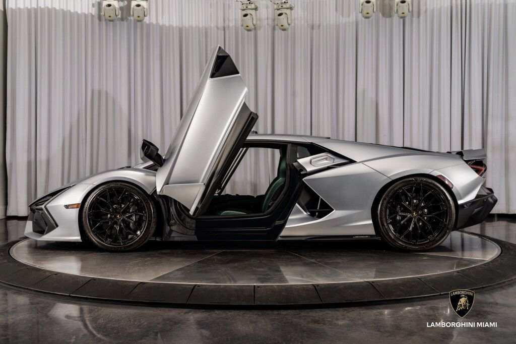 2024 Lamborghini Revuelto North Miami Beach FL