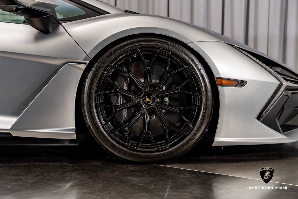 2024 Lamborghini Revuelto North Miami Beach FL