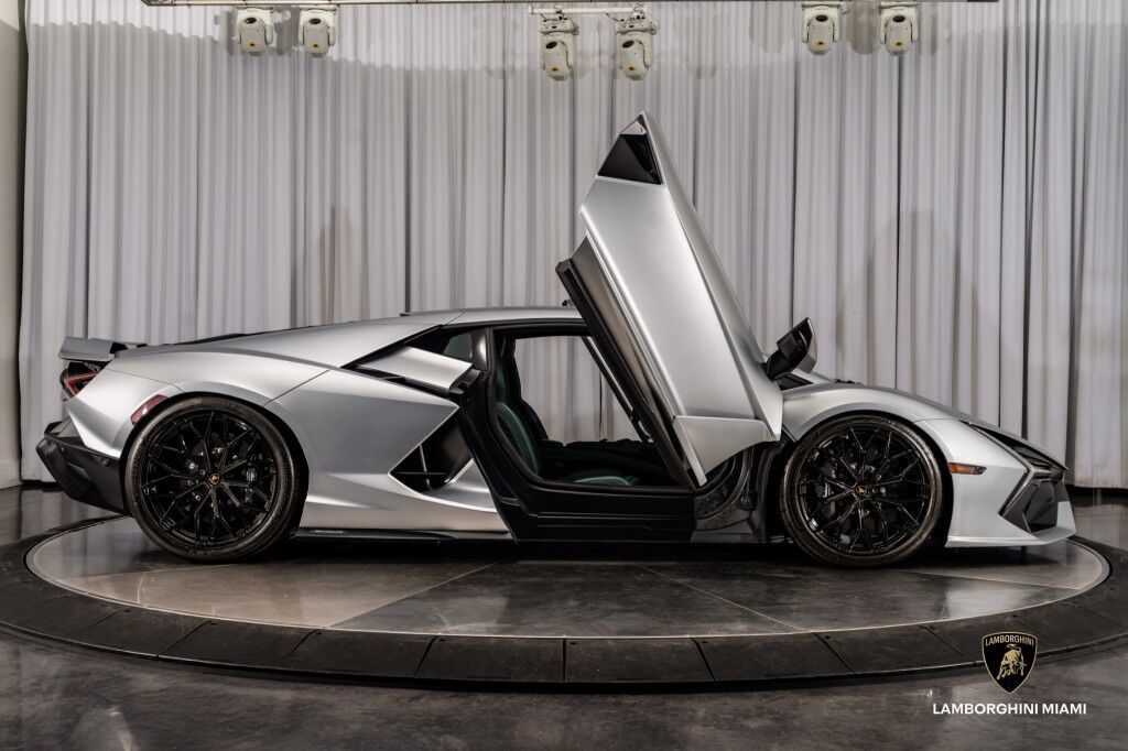 2024 Lamborghini Revuelto North Miami Beach FL