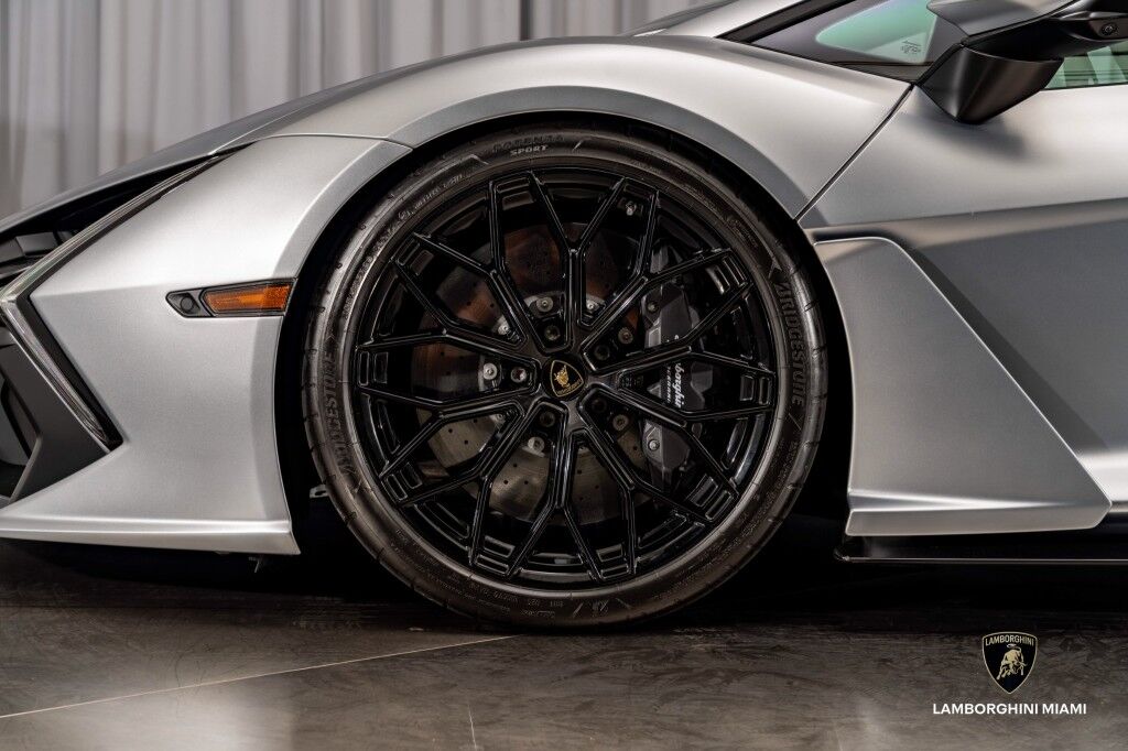 2024 Lamborghini Revuelto North Miami Beach FL