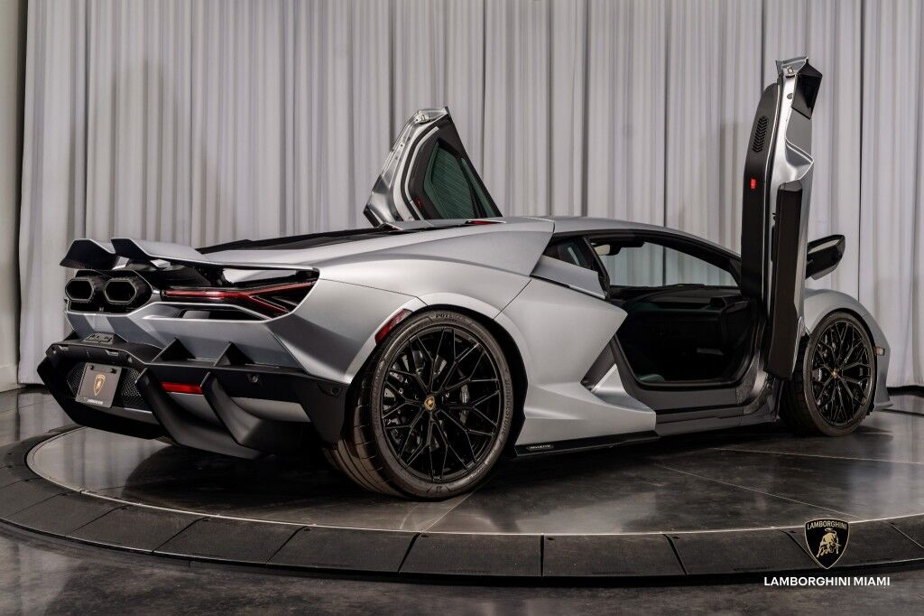 2024 Lamborghini Revuelto North Miami Beach FL