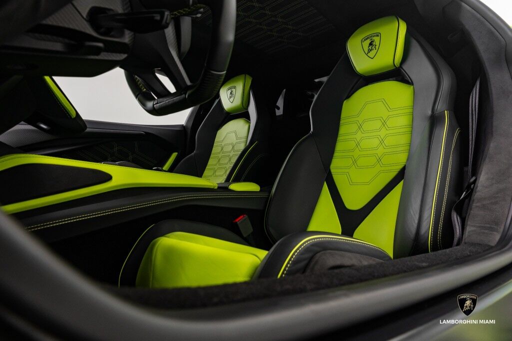 2024 Lamborghini Revuelto North Miami Beach FL