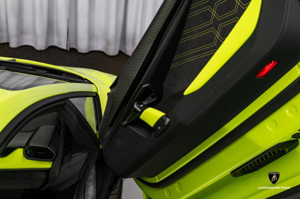 2024 Lamborghini Revuelto North Miami Beach FL