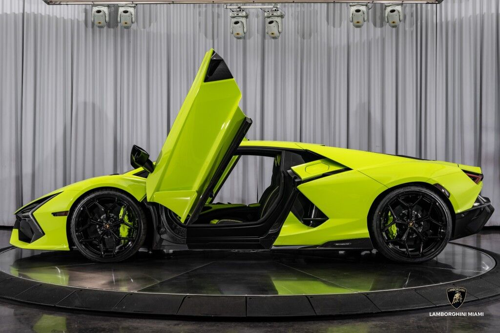 2024 Lamborghini Revuelto North Miami Beach FL