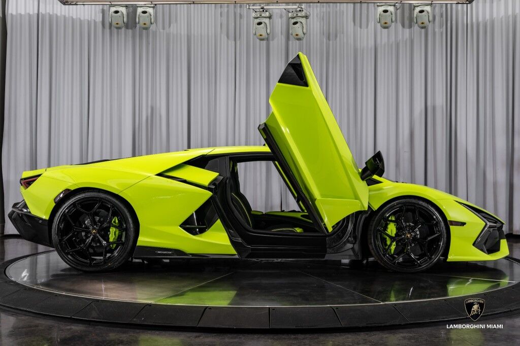 2024 Lamborghini Revuelto North Miami Beach FL