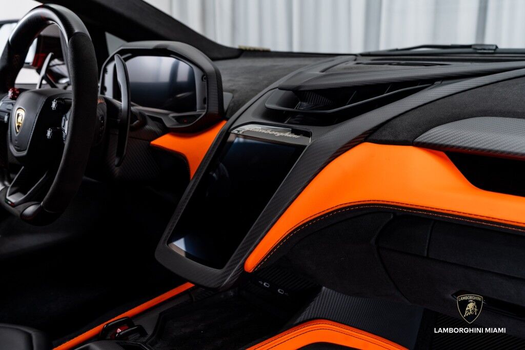 2024 Lamborghini Revuelto North Miami Beach FL