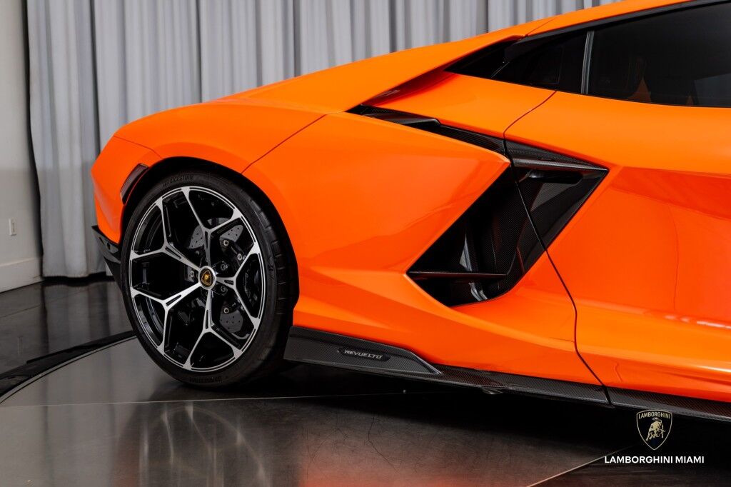 2024 Lamborghini Revuelto North Miami Beach FL