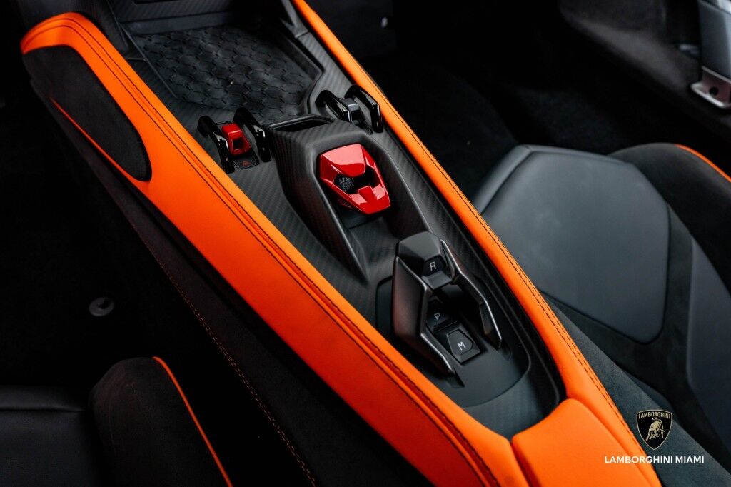 2024 Lamborghini Revuelto North Miami Beach FL