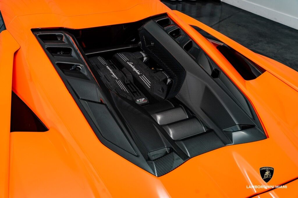 2024 Lamborghini Revuelto North Miami Beach FL