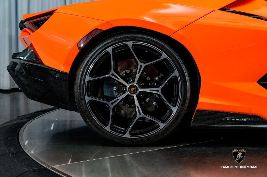 2024 Lamborghini Revuelto North Miami Beach FL