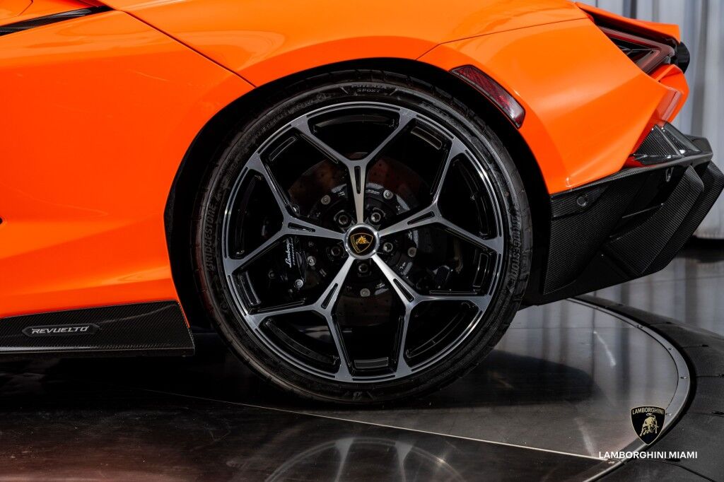 2024 Lamborghini Revuelto North Miami Beach FL