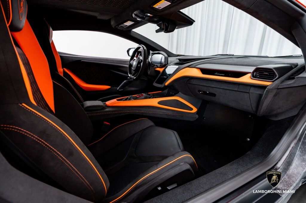 2024 Lamborghini Revuelto North Miami Beach FL
