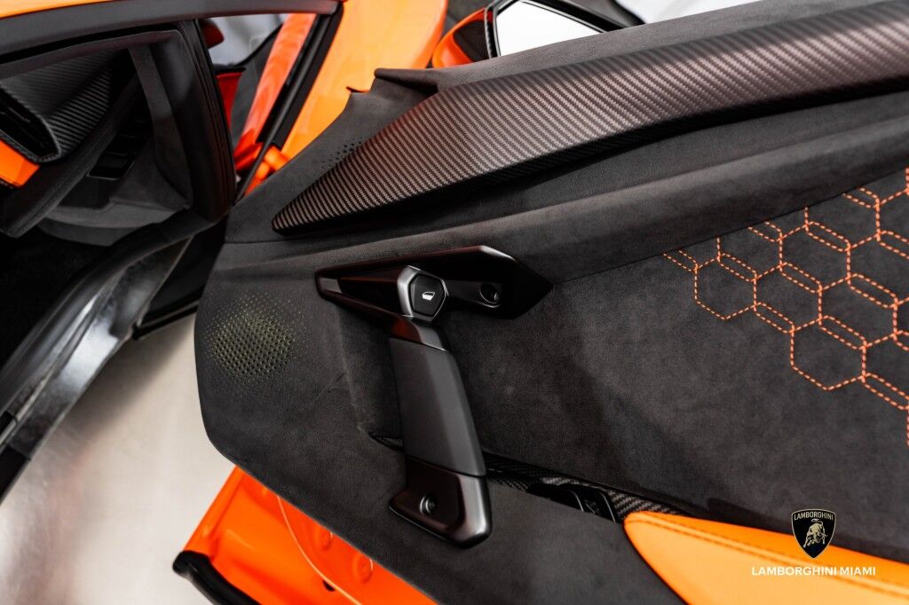 2024 Lamborghini Revuelto North Miami Beach FL