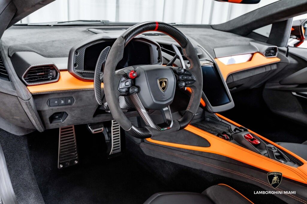 2024 Lamborghini Revuelto North Miami Beach FL