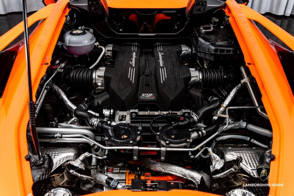 2024 Lamborghini Revuelto North Miami Beach FL