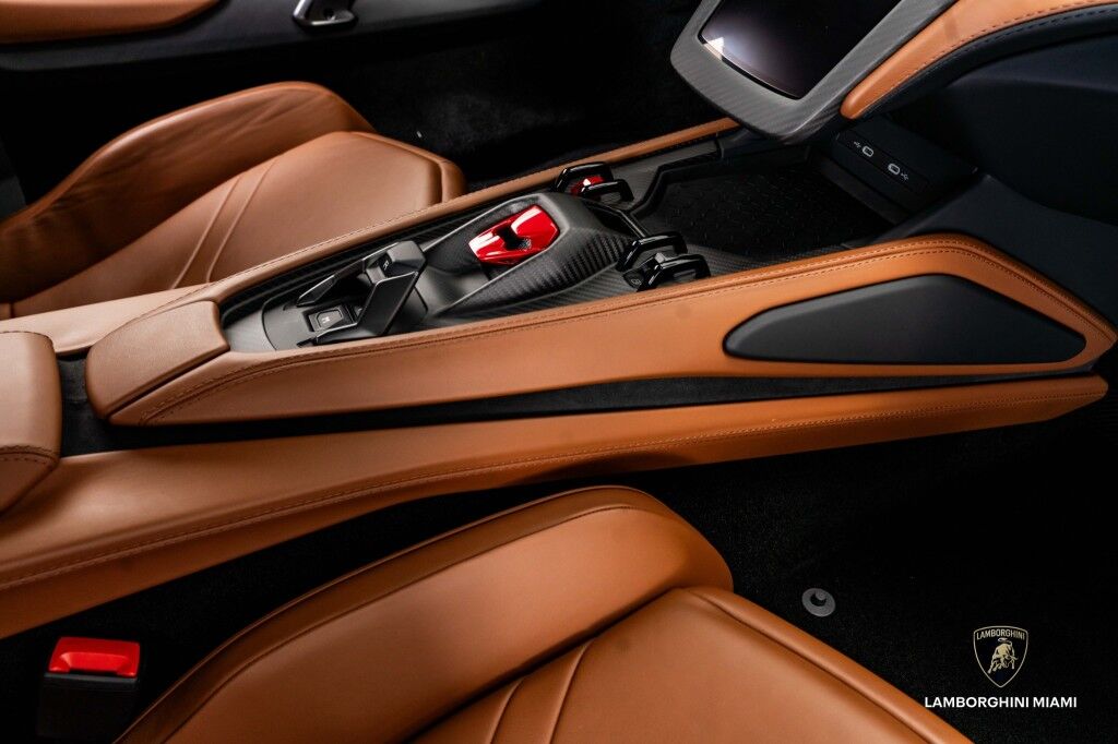 2024 Lamborghini Revuelto North Miami Beach FL