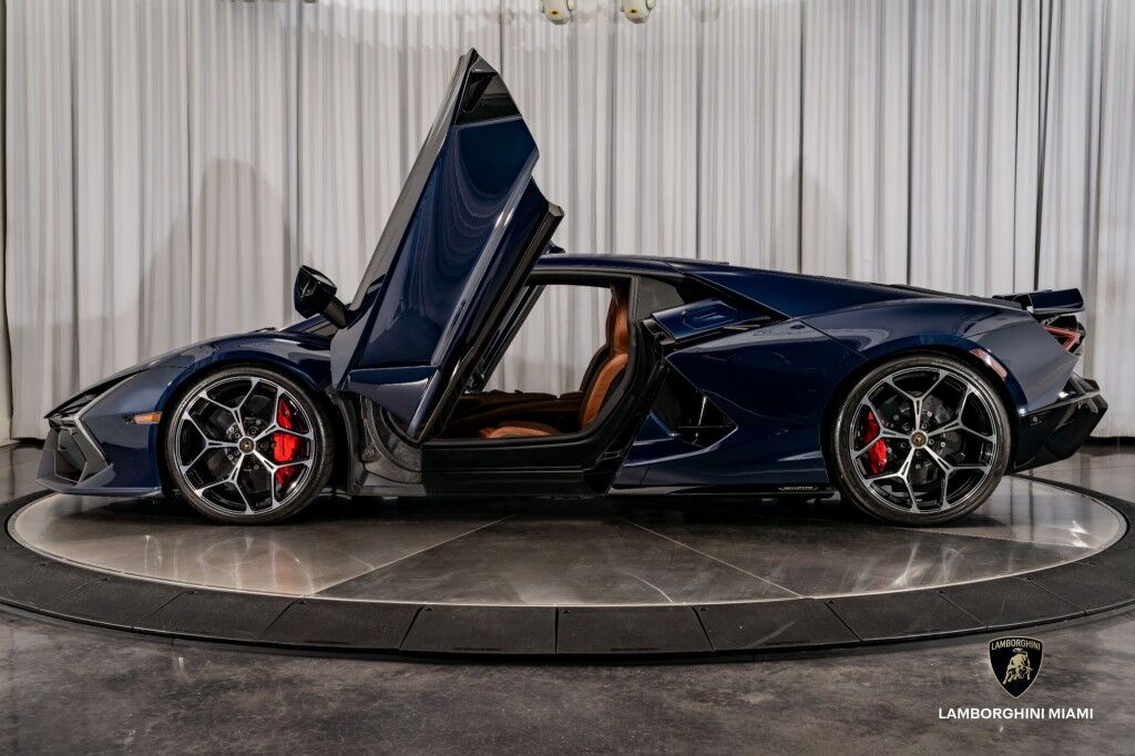 2024 Lamborghini Revuelto North Miami Beach FL