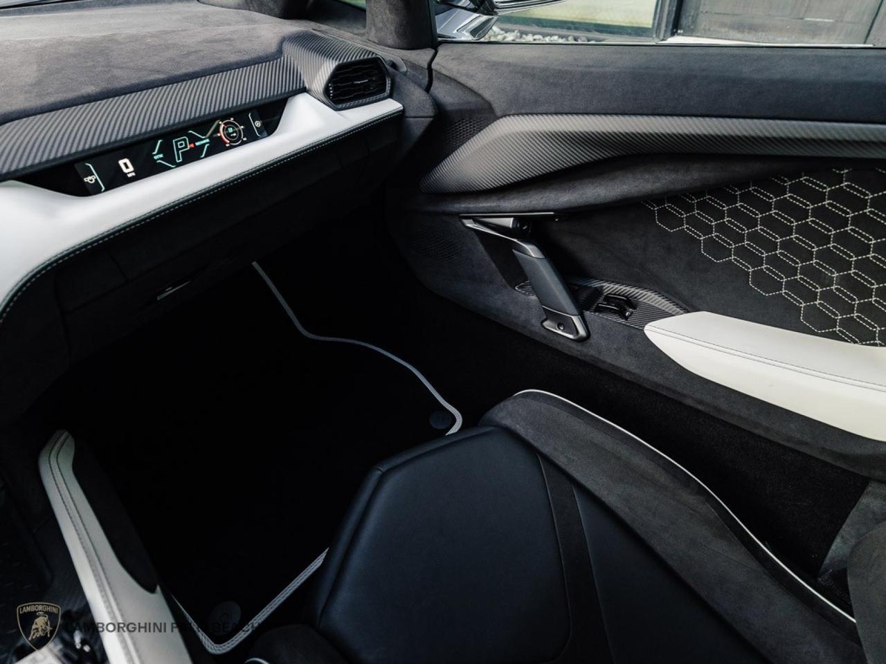 2024 Lamborghini Revuelto West Palm Beach FL