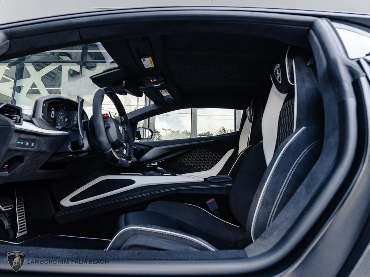 2024 Lamborghini Revuelto West Palm Beach FL
