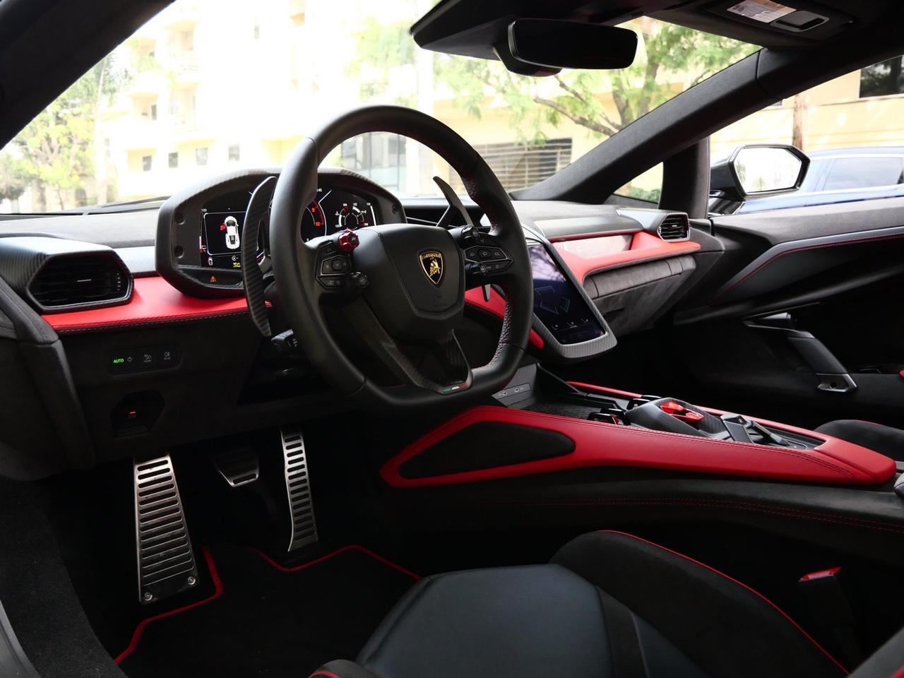 2024 Lamborghini Revuelto Base Base Lawrence KS