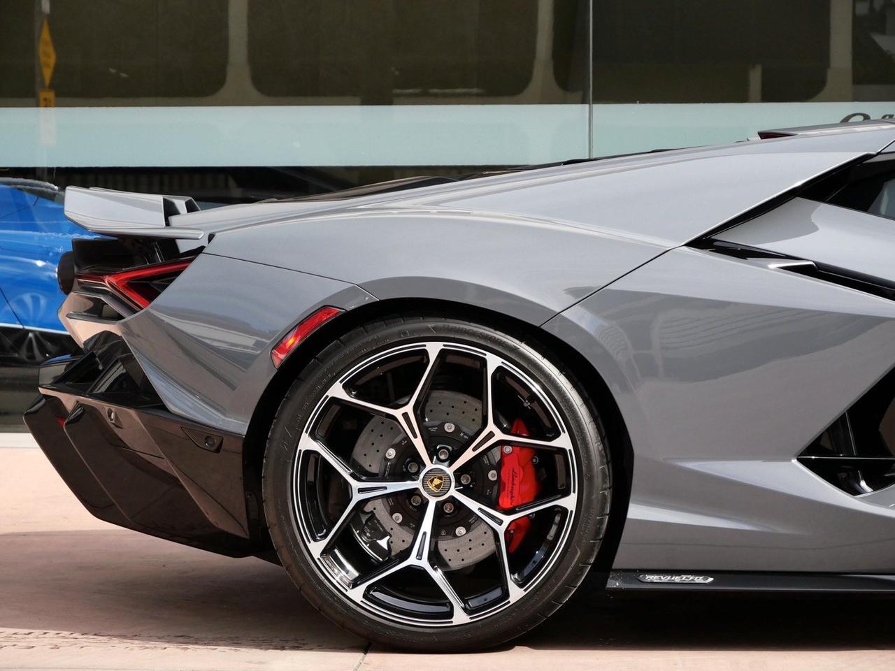 2024 Lamborghini Revuelto Base Base Lawrence KS