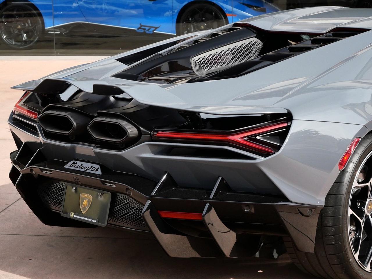 2024 Lamborghini Revuelto Base Base Lawrence KS