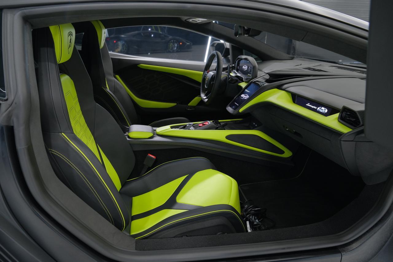 2024 Lamborghini Revuelto Base Miami FL