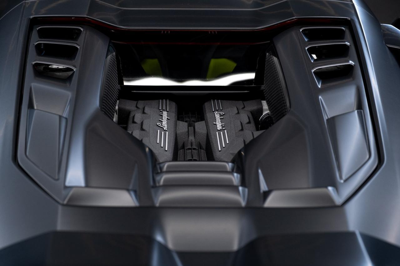 2024 Lamborghini Revuelto Base Miami FL