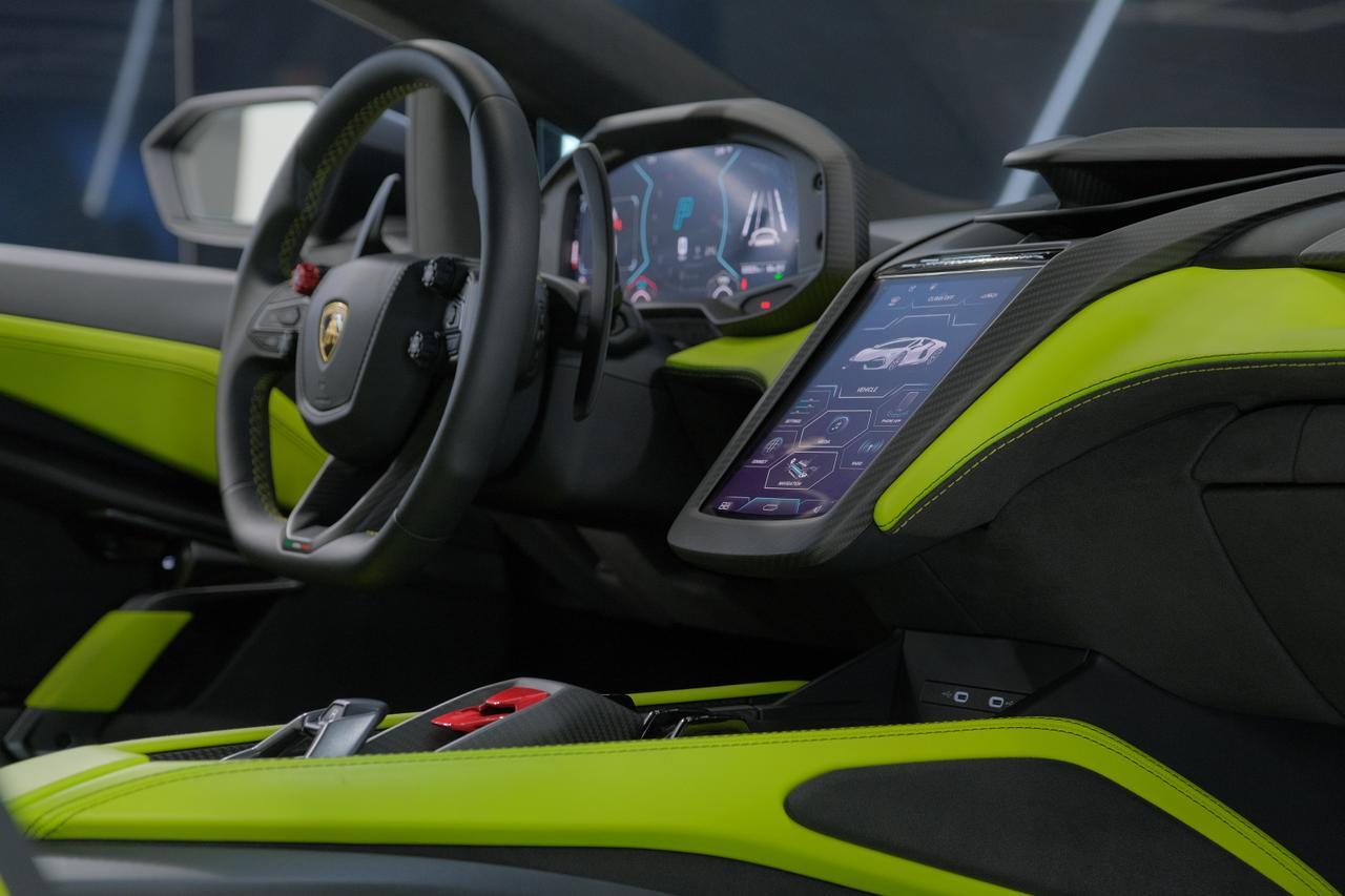 2024 Lamborghini Revuelto Base Miami FL