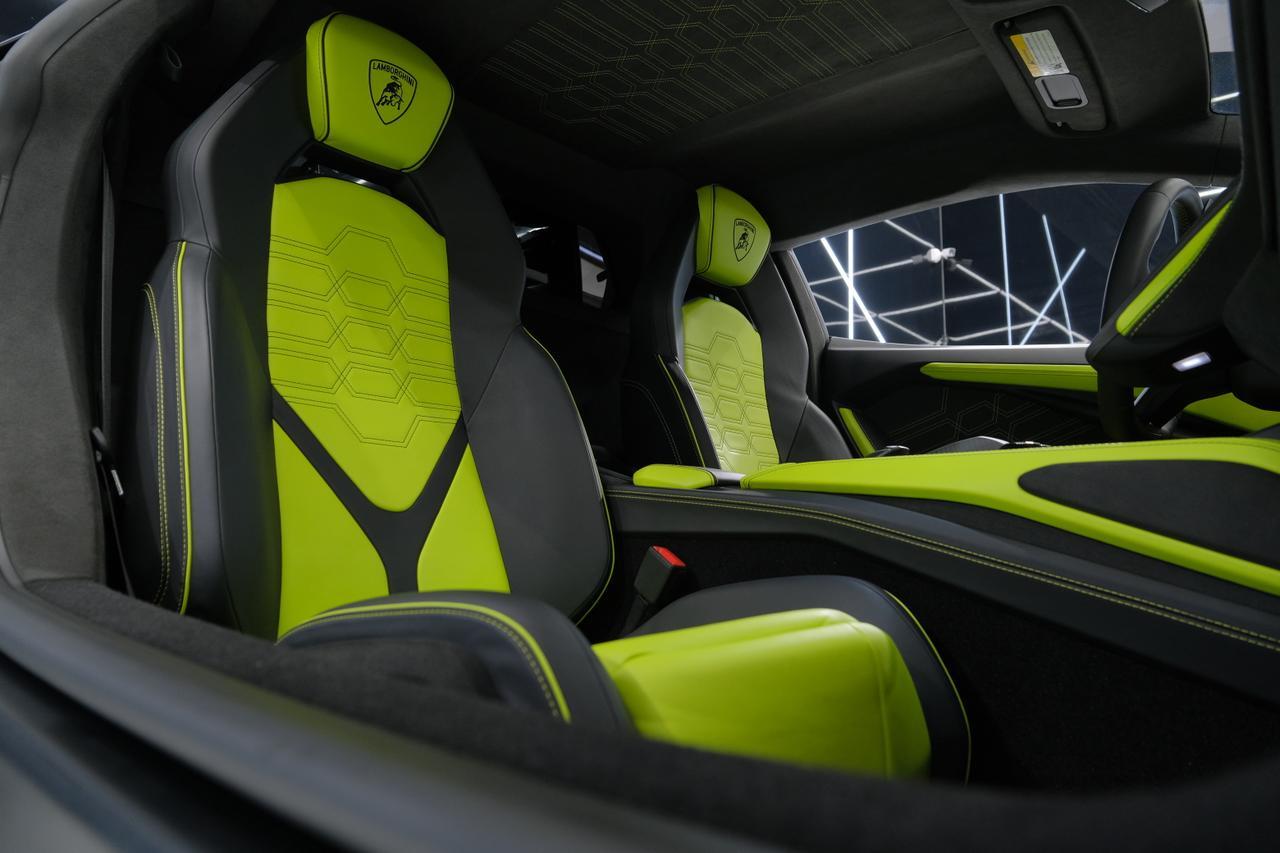 2024 Lamborghini Revuelto Base Miami FL